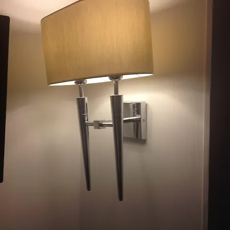 Elysées Flaubert 3*