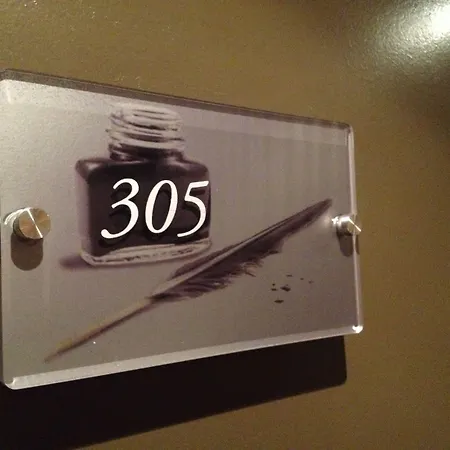 Elysées Flaubert 3*