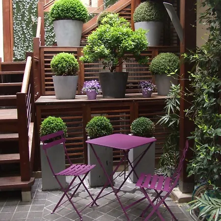 Elysées Flaubert Hotel