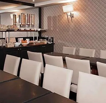 Elysées Flaubert Hotel París