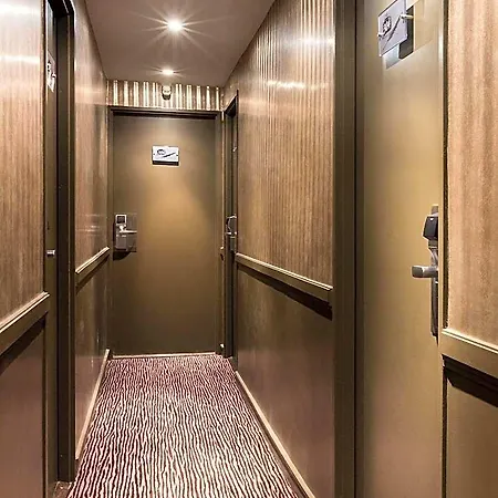 Hotel Elysées Flaubert 3*