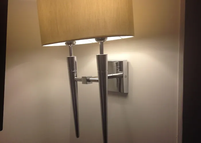 Elysées Flaubert 3*