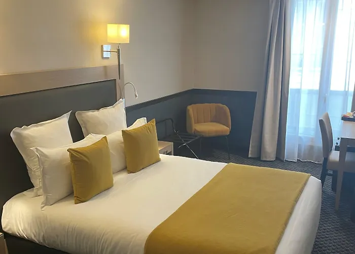 爱丽舍弗劳贝特酒店 3*