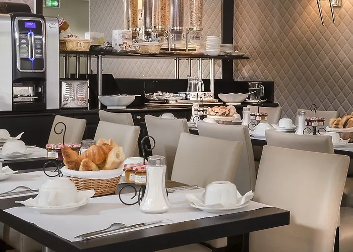 Elysées Flaubert Hotel París