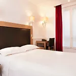Elysees Flaubert Hotel 3*