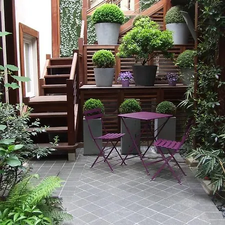 Hotel Elysees Flaubert 3*